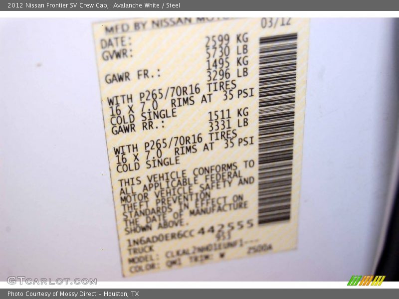 Avalanche White / Steel 2012 Nissan Frontier SV Crew Cab