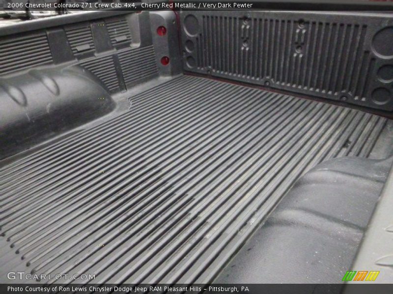 Cherry Red Metallic / Very Dark Pewter 2006 Chevrolet Colorado Z71 Crew Cab 4x4