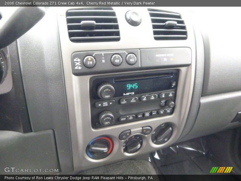 Cherry Red Metallic / Very Dark Pewter 2006 Chevrolet Colorado Z71 Crew Cab 4x4