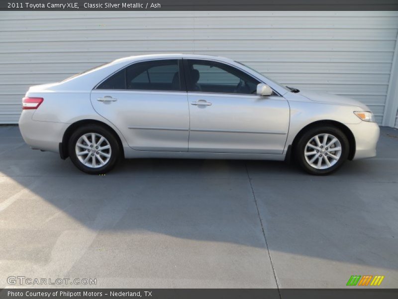 Classic Silver Metallic / Ash 2011 Toyota Camry XLE