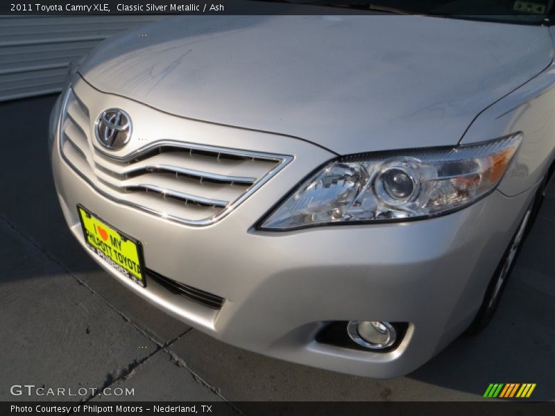 Classic Silver Metallic / Ash 2011 Toyota Camry XLE