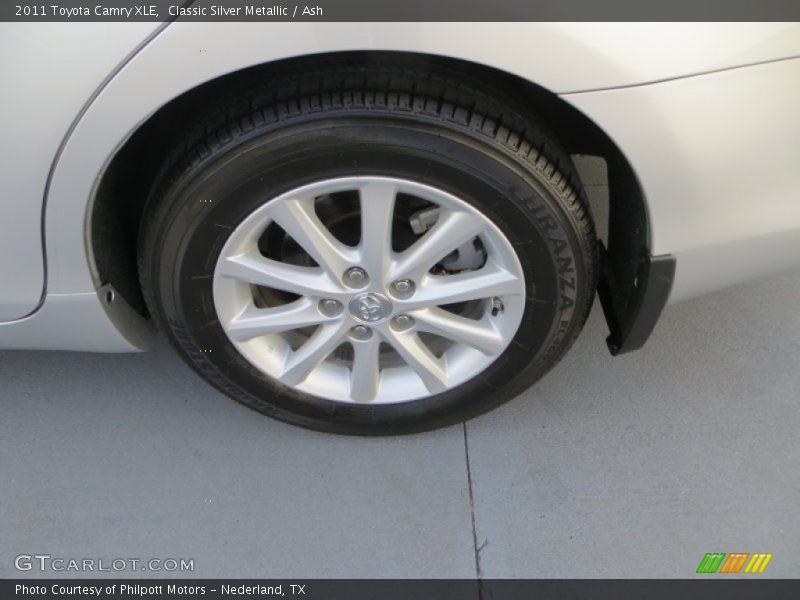 Classic Silver Metallic / Ash 2011 Toyota Camry XLE