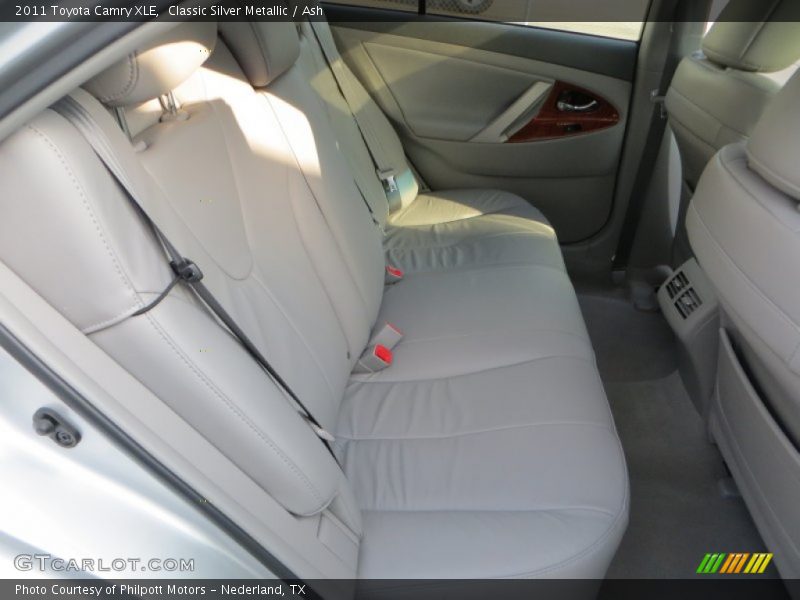 Classic Silver Metallic / Ash 2011 Toyota Camry XLE