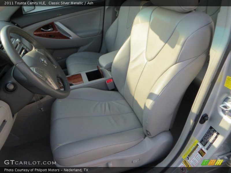 Classic Silver Metallic / Ash 2011 Toyota Camry XLE