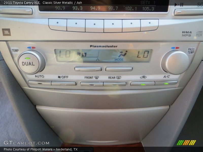 Classic Silver Metallic / Ash 2011 Toyota Camry XLE