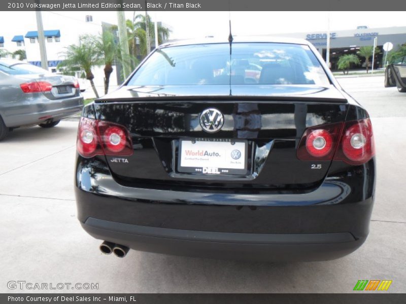 Black / Titan Black 2010 Volkswagen Jetta Limited Edition Sedan