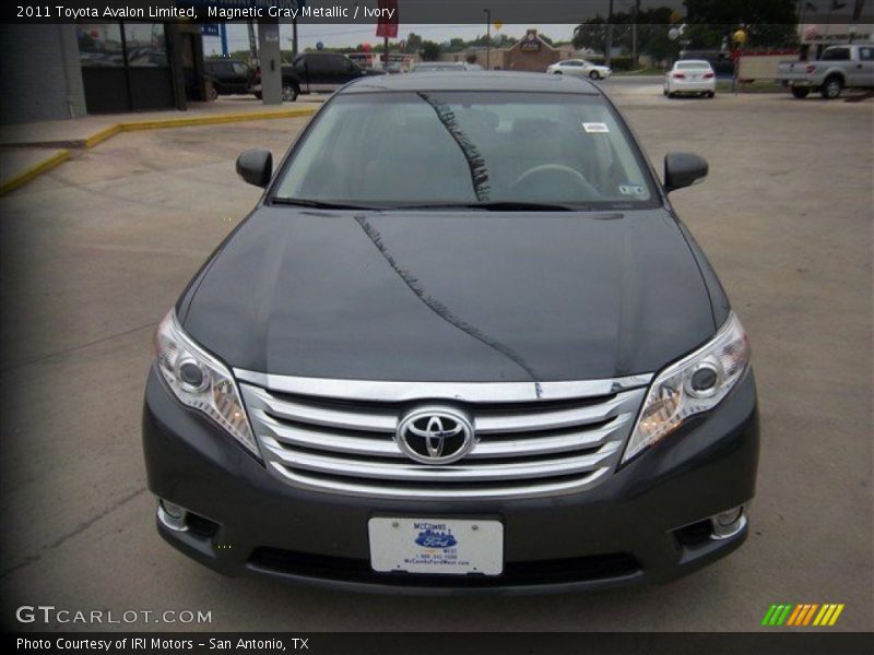 Magnetic Gray Metallic / Ivory 2011 Toyota Avalon Limited