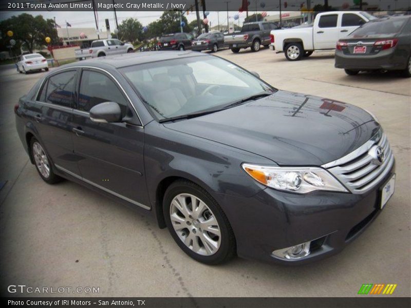 Magnetic Gray Metallic / Ivory 2011 Toyota Avalon Limited