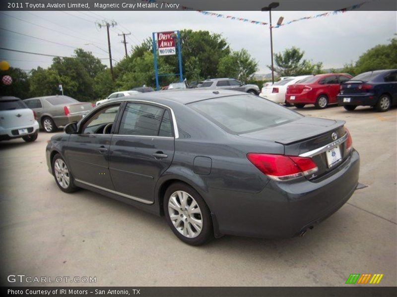 Magnetic Gray Metallic / Ivory 2011 Toyota Avalon Limited
