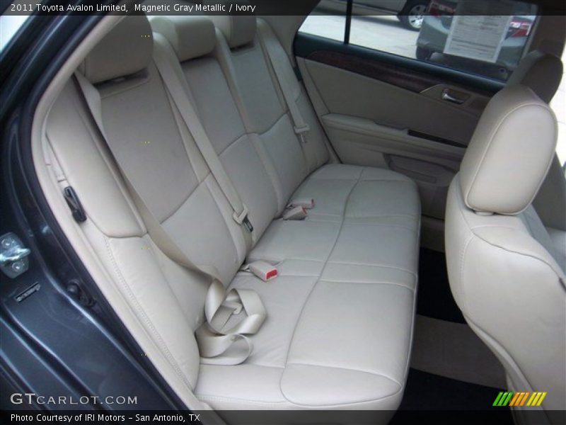 Magnetic Gray Metallic / Ivory 2011 Toyota Avalon Limited