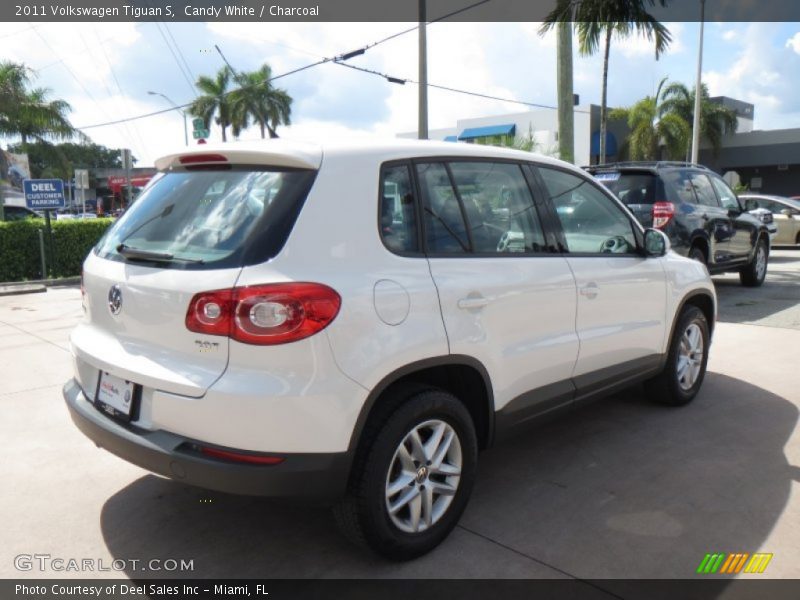 Candy White / Charcoal 2011 Volkswagen Tiguan S