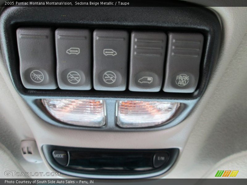 Sedona Beige Metallic / Taupe 2005 Pontiac Montana MontanaVision