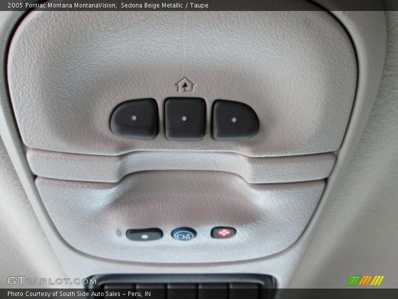 Sedona Beige Metallic / Taupe 2005 Pontiac Montana MontanaVision