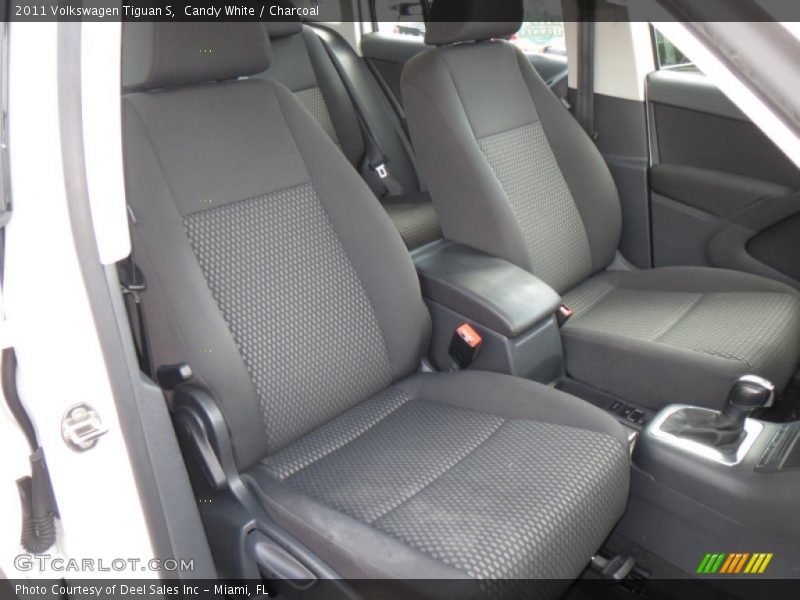 Candy White / Charcoal 2011 Volkswagen Tiguan S