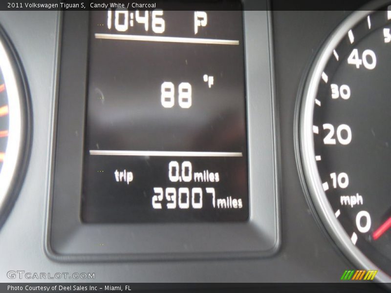 Candy White / Charcoal 2011 Volkswagen Tiguan S