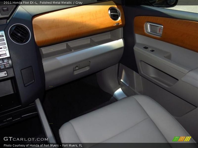Polished Metal Metallic / Gray 2011 Honda Pilot EX-L