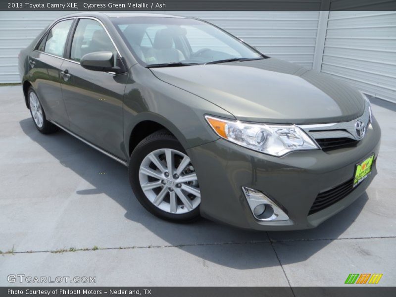 Cypress Green Metallic / Ash 2013 Toyota Camry XLE