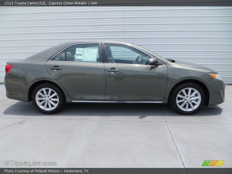 Cypress Green Metallic / Ash 2013 Toyota Camry XLE