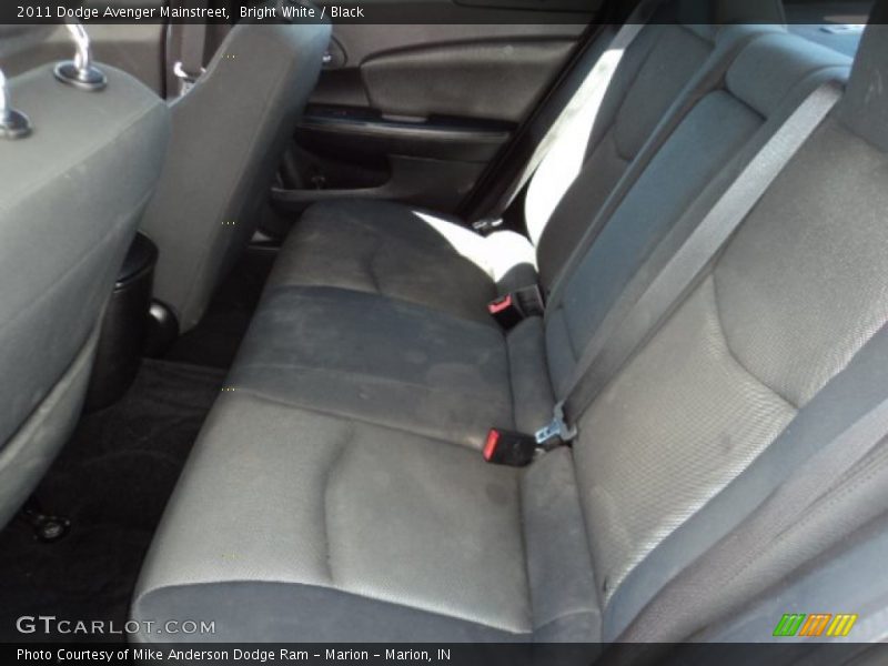 Bright White / Black 2011 Dodge Avenger Mainstreet