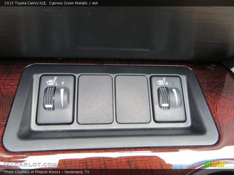 Cypress Green Metallic / Ash 2013 Toyota Camry XLE