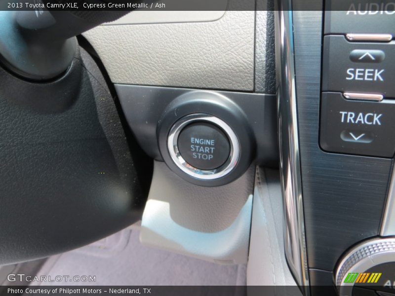 Cypress Green Metallic / Ash 2013 Toyota Camry XLE