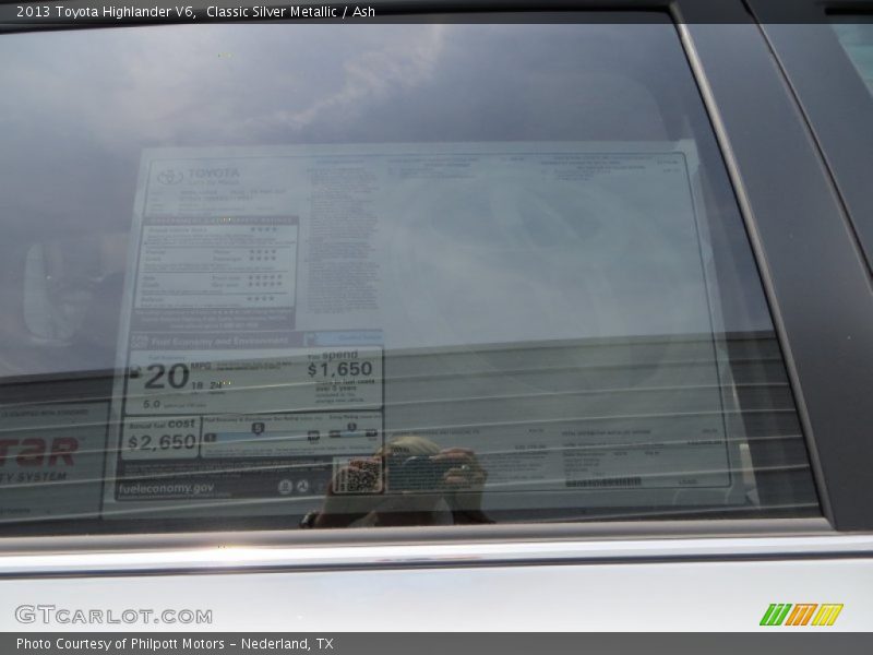 Classic Silver Metallic / Ash 2013 Toyota Highlander V6