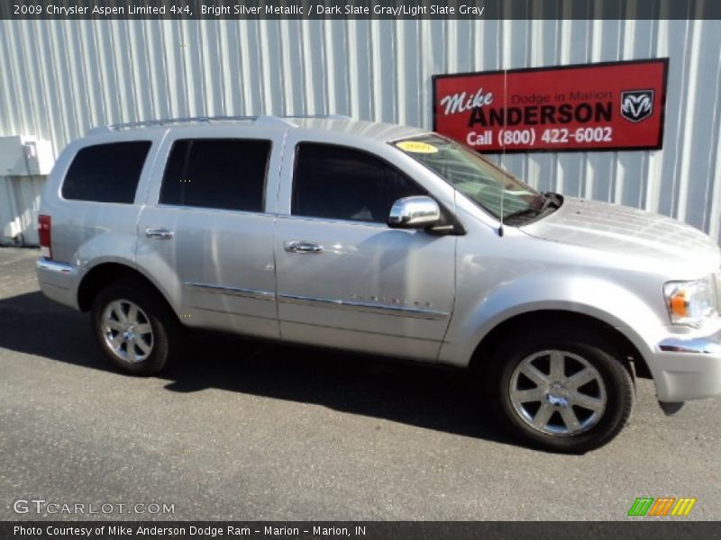 Bright Silver Metallic / Dark Slate Gray/Light Slate Gray 2009 Chrysler Aspen Limited 4x4