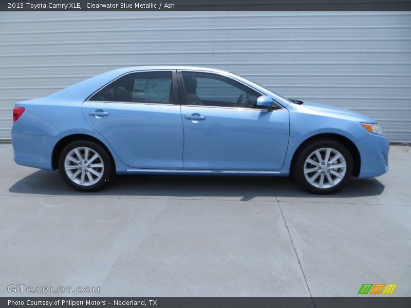  2013 Camry XLE Clearwater Blue Metallic