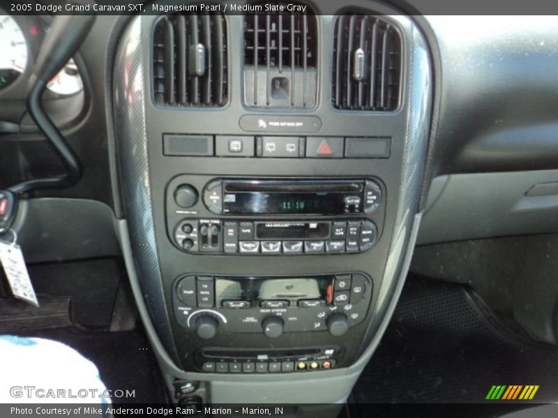 Magnesium Pearl / Medium Slate Gray 2005 Dodge Grand Caravan SXT