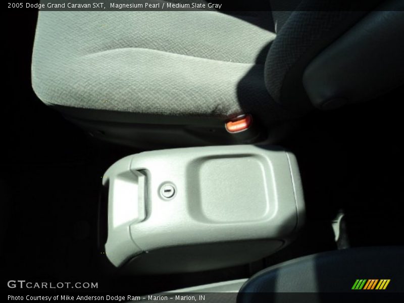 Magnesium Pearl / Medium Slate Gray 2005 Dodge Grand Caravan SXT