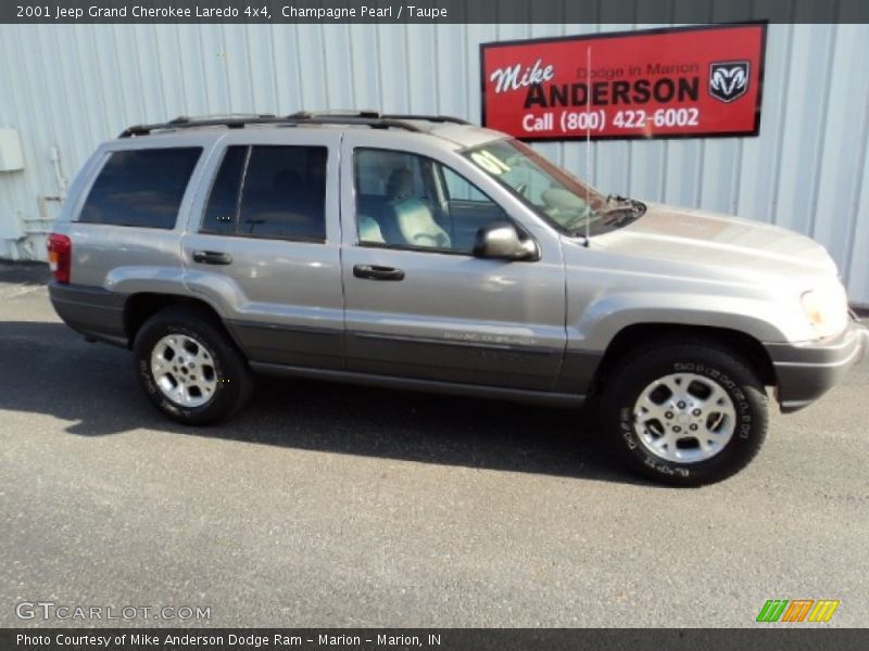 Champagne Pearl / Taupe 2001 Jeep Grand Cherokee Laredo 4x4
