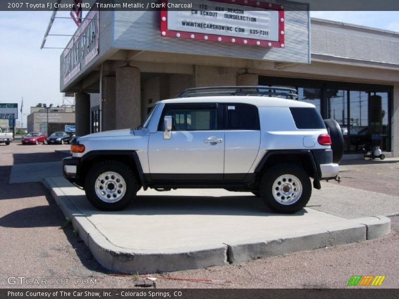 Titanium Metallic / Dark Charcoal 2007 Toyota FJ Cruiser 4WD