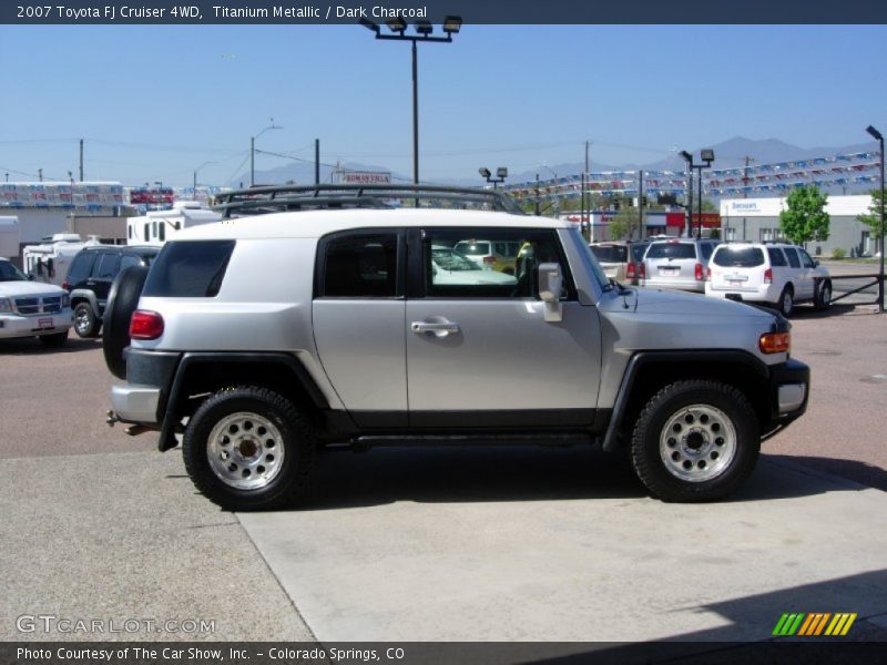 Titanium Metallic / Dark Charcoal 2007 Toyota FJ Cruiser 4WD