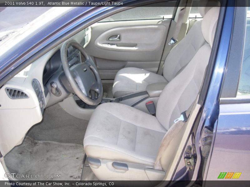 Atlantic Blue Metallic / Taupe/Light Taupe 2001 Volvo S40 1.9T