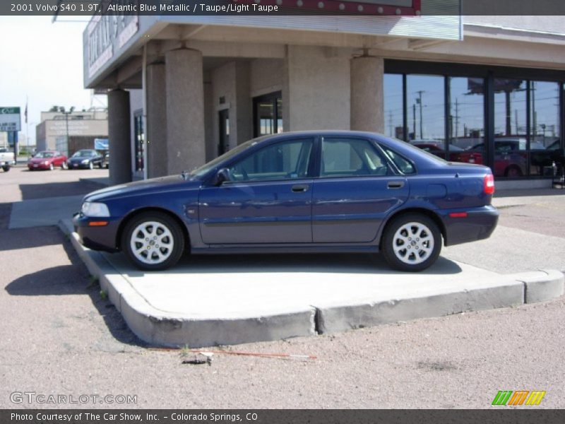 Atlantic Blue Metallic / Taupe/Light Taupe 2001 Volvo S40 1.9T