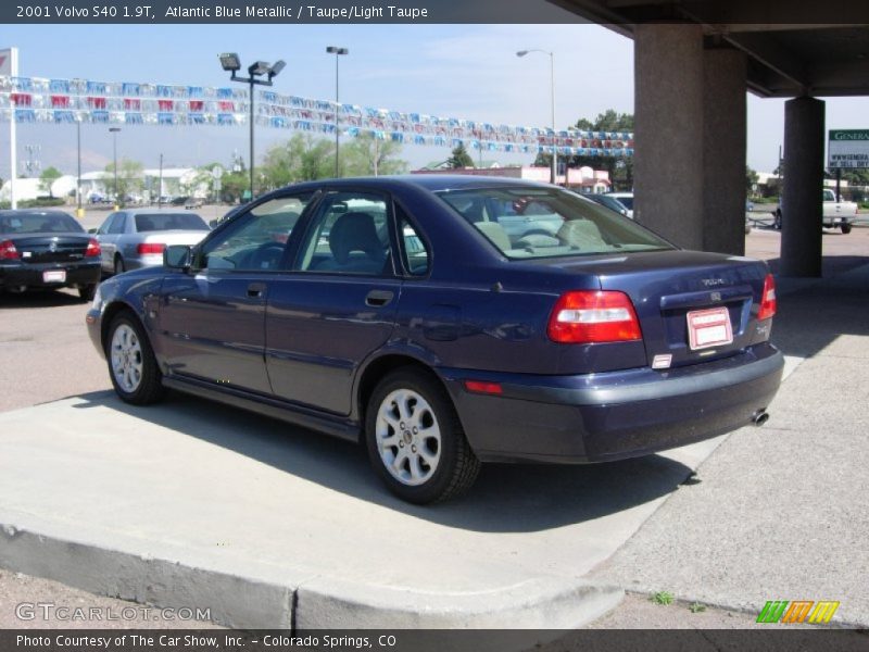 Atlantic Blue Metallic / Taupe/Light Taupe 2001 Volvo S40 1.9T