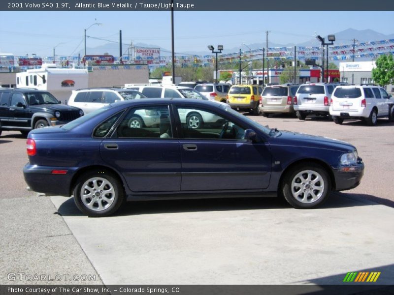 Atlantic Blue Metallic / Taupe/Light Taupe 2001 Volvo S40 1.9T