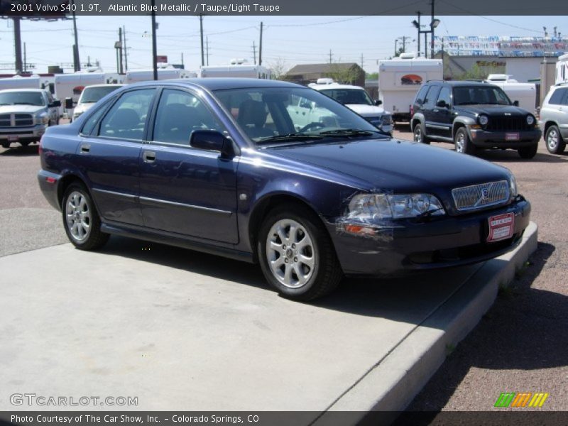 Atlantic Blue Metallic / Taupe/Light Taupe 2001 Volvo S40 1.9T