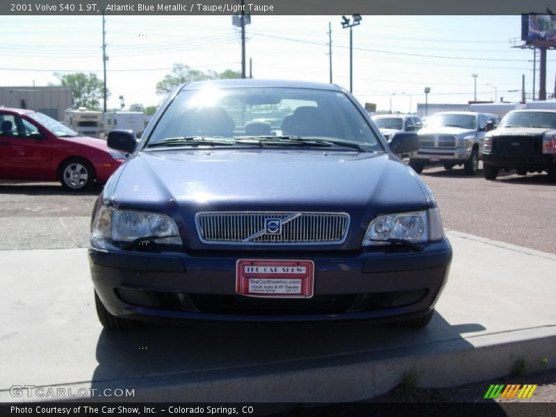 Atlantic Blue Metallic / Taupe/Light Taupe 2001 Volvo S40 1.9T