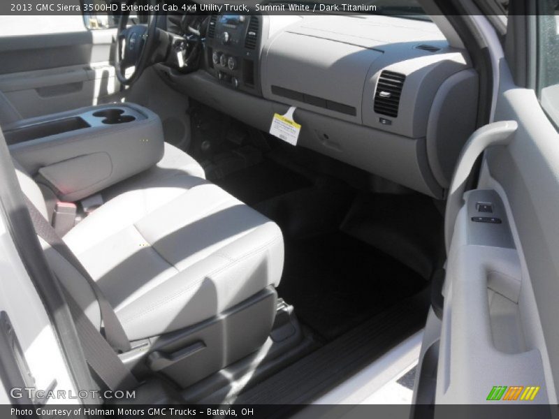 Summit White / Dark Titanium 2013 GMC Sierra 3500HD Extended Cab 4x4 Utility Truck