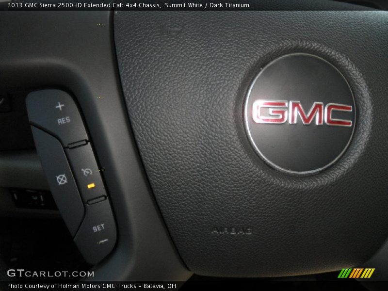 Summit White / Dark Titanium 2013 GMC Sierra 2500HD Extended Cab 4x4 Chassis