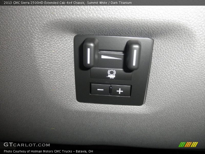 Summit White / Dark Titanium 2013 GMC Sierra 2500HD Extended Cab 4x4 Chassis