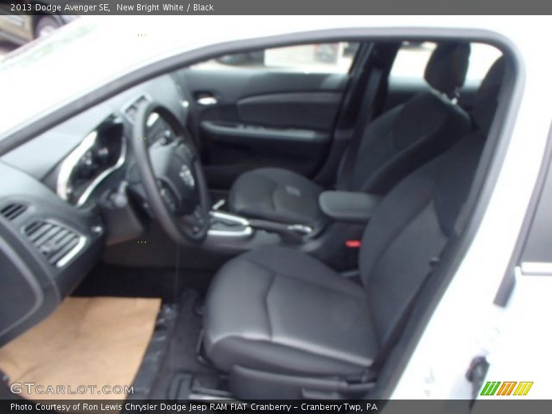 New Bright White / Black 2013 Dodge Avenger SE