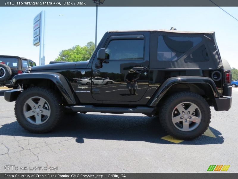 Black / Black 2011 Jeep Wrangler Sahara 4x4