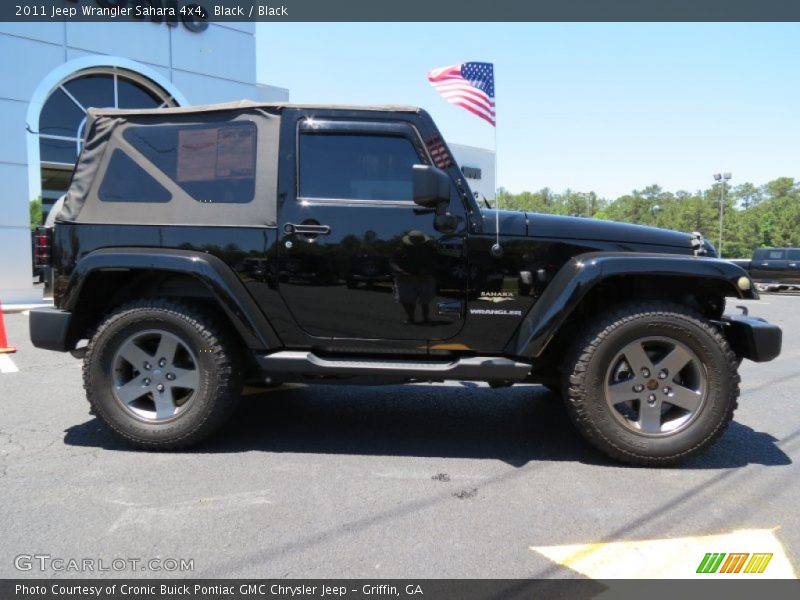 Black / Black 2011 Jeep Wrangler Sahara 4x4