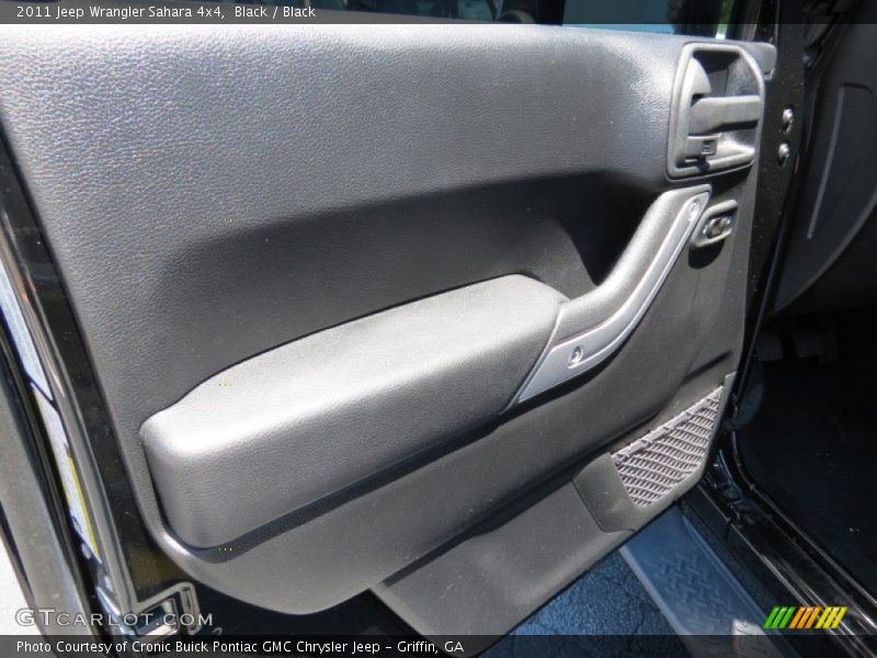 Black / Black 2011 Jeep Wrangler Sahara 4x4