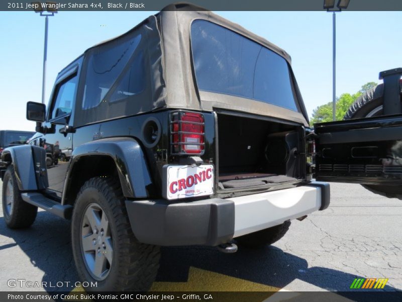 Black / Black 2011 Jeep Wrangler Sahara 4x4