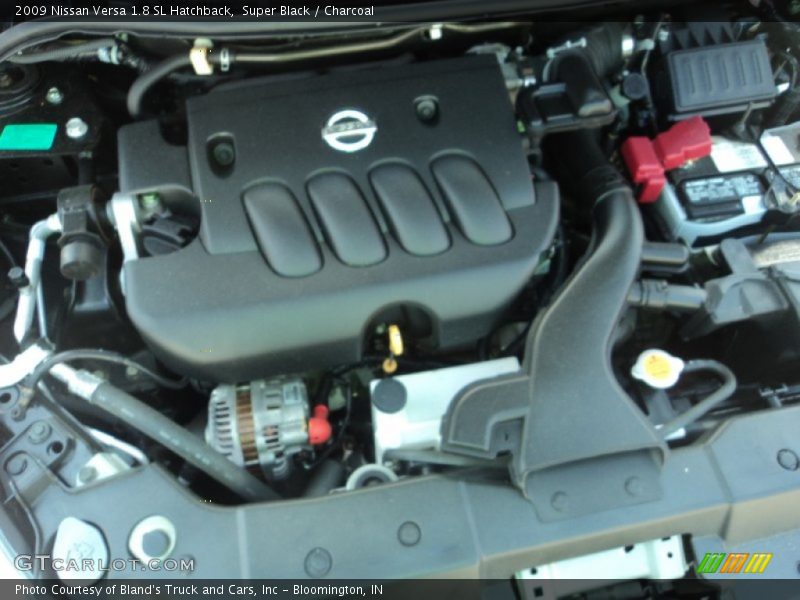 Super Black / Charcoal 2009 Nissan Versa 1.8 SL Hatchback