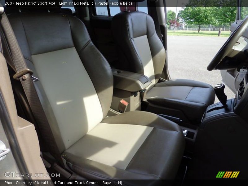 Light Khaki Metallic / Pastel Pebble Beige 2007 Jeep Patriot Sport 4x4