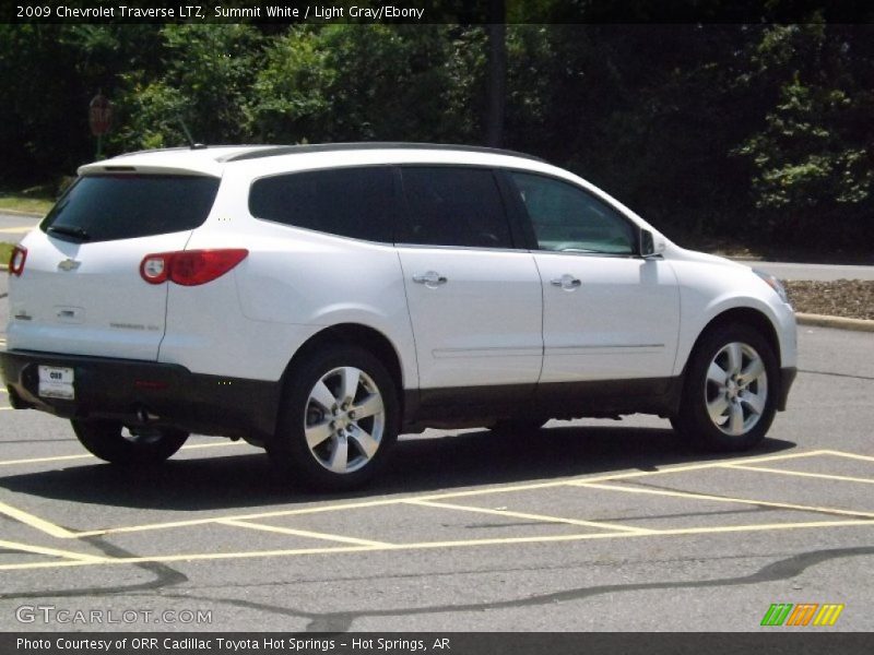 Summit White / Light Gray/Ebony 2009 Chevrolet Traverse LTZ